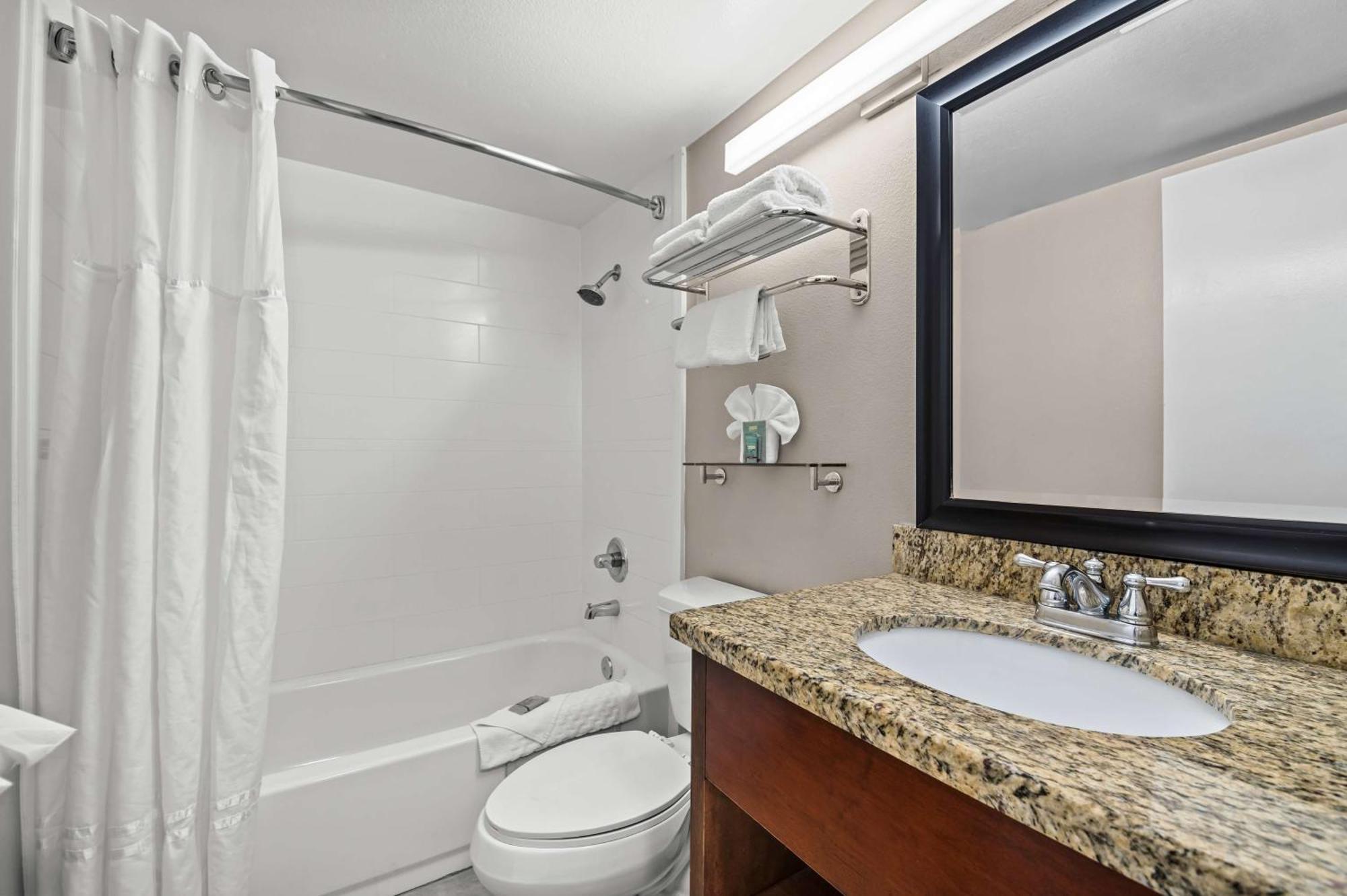 Best Western Los Alamitos Inn & Suites Extérieur photo