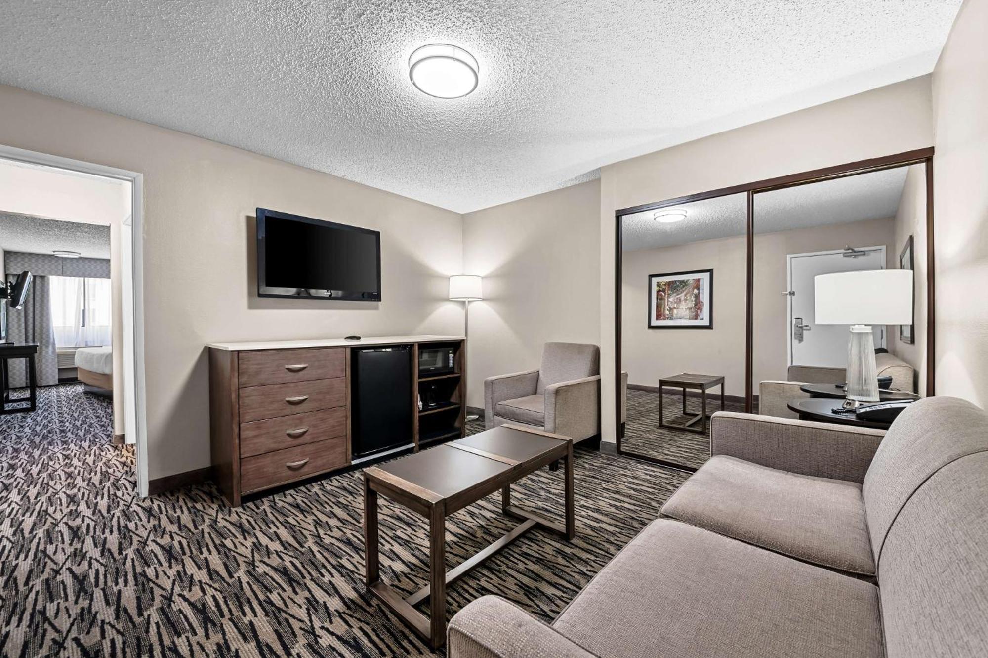 Best Western Los Alamitos Inn & Suites Extérieur photo