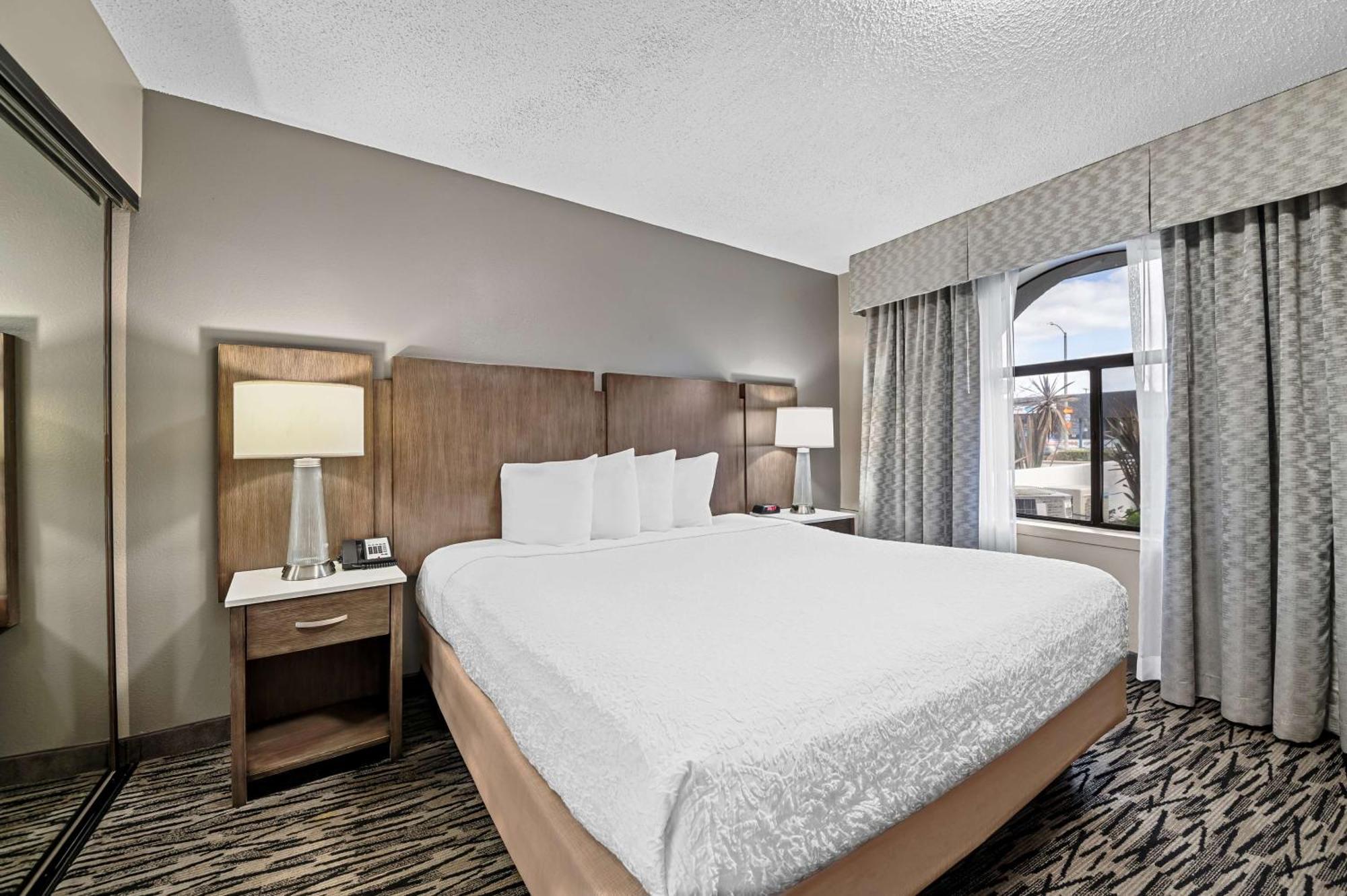 Best Western Los Alamitos Inn & Suites Extérieur photo